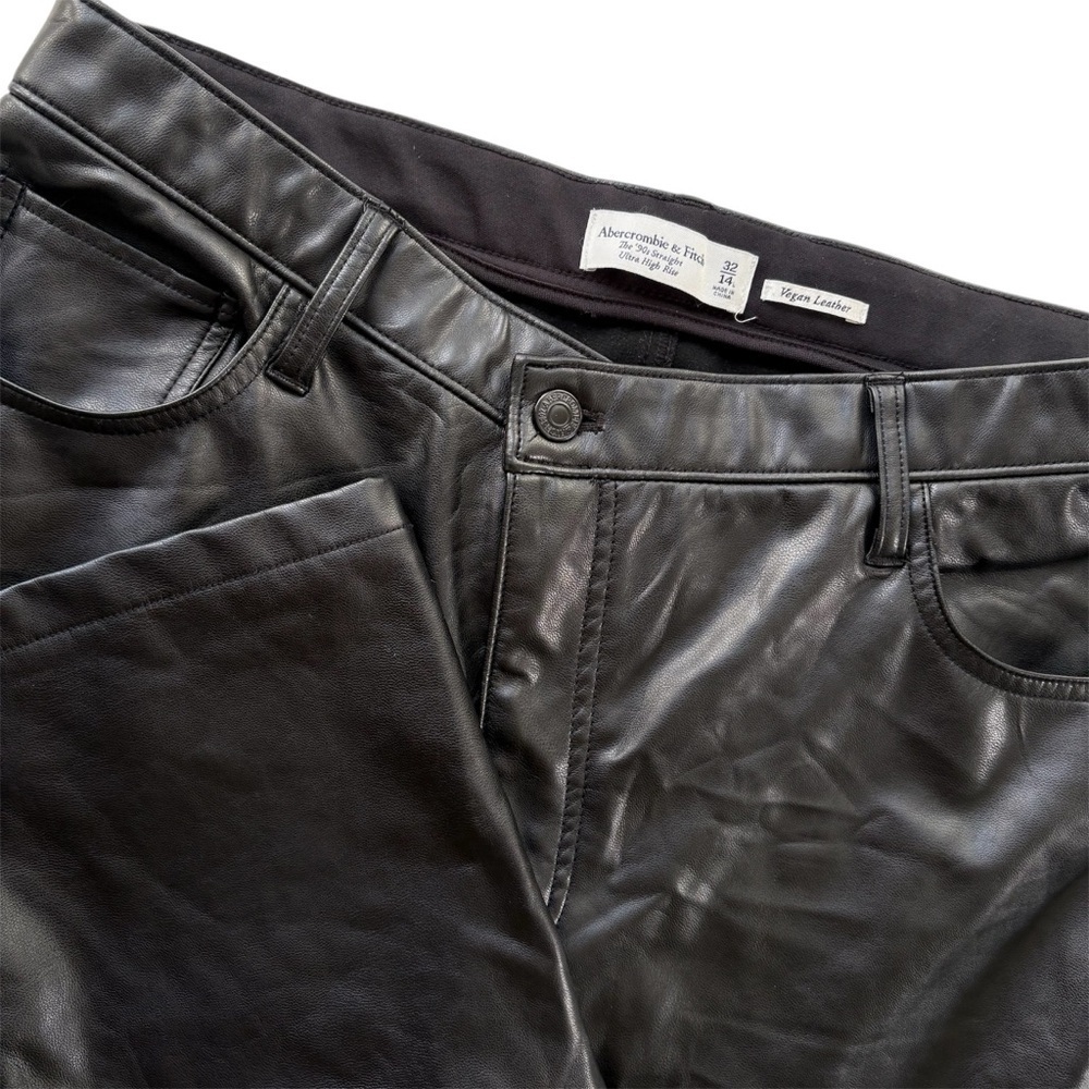 Abercrombie & Fitch 90’s Straight Ultra High Rise Leather Pants 32/14 L